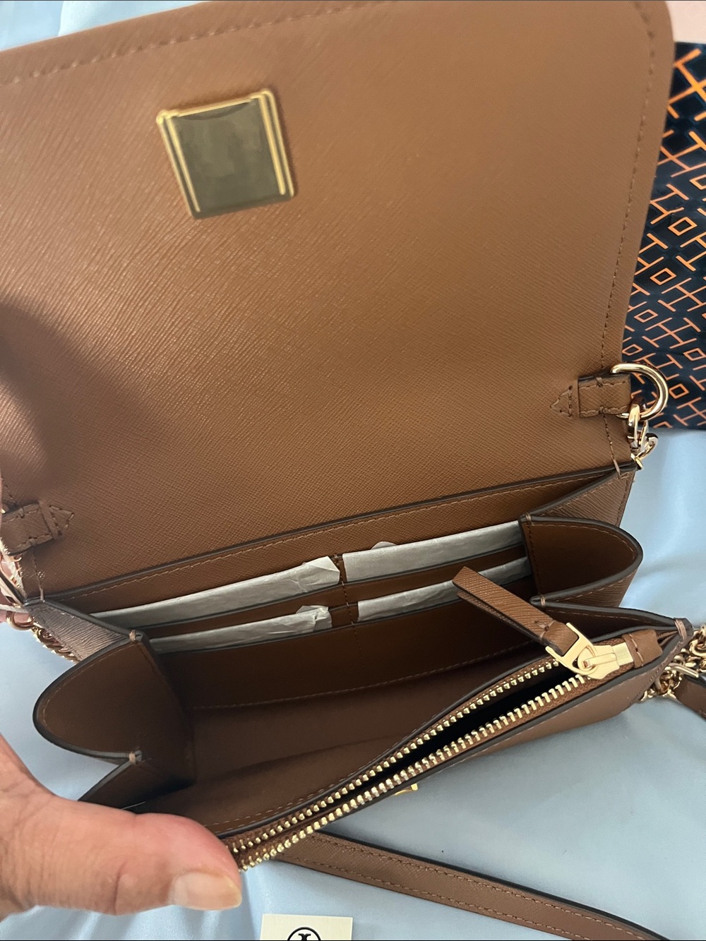 Tory Burch Mocha Leather Crossbody with Gold Chain - Picture 3 of 6